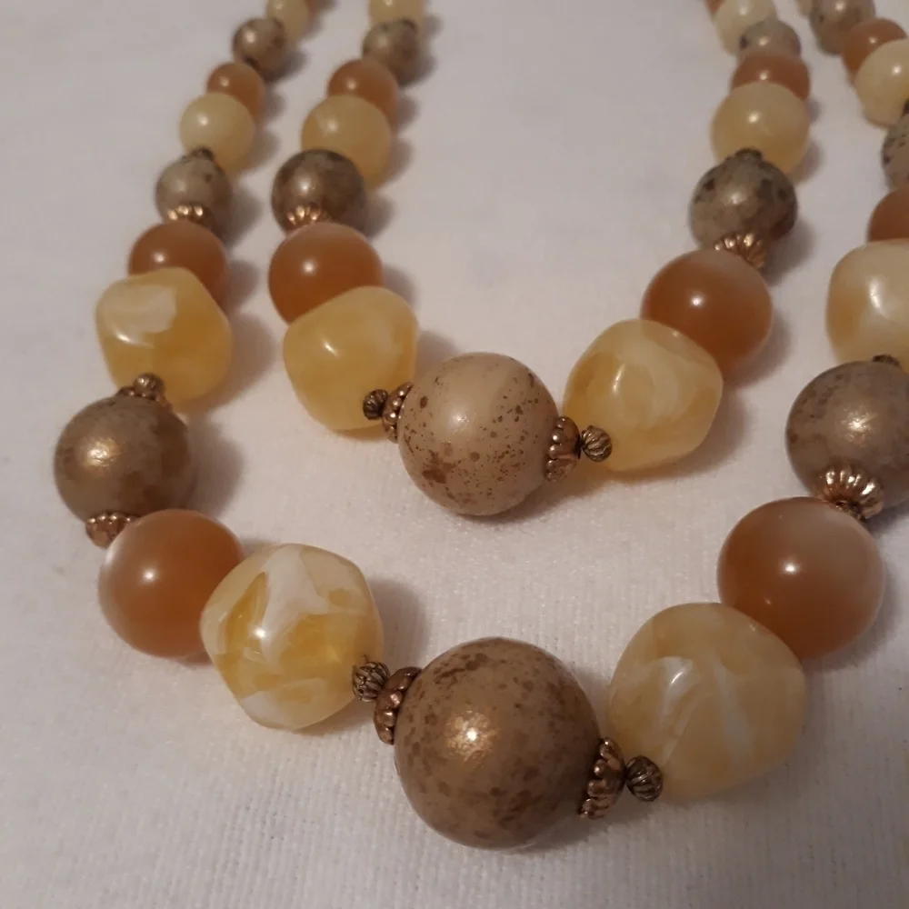 Necklace lightweight